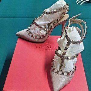 Valentino Rockstud